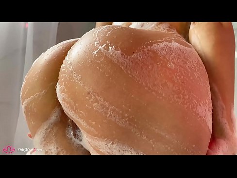 ❤️ Brunetė masturbuoja putytę su vibratoriumi iki intensyvaus orgazmo duše ️❌ Dulkinimasis prie porno lt.super-vip.top ❌❤